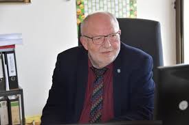 Haus noah is lid van facebook. Burgermeister Und Gemeindeportrait Mit Dem Bad Orber Burgermeister Roland Weiss