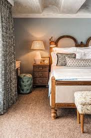 Save on furniture & more. 55 Small Bedroom Designs Minimal Bedroom Decorating Ideas To Upgrade Small Rooms
