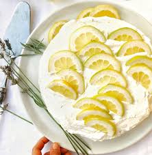 Like the round dome of an italian church decorated in icing. Acquistare Kit Torta Delizia Al Limone Di Sorrento Online