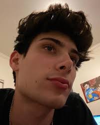 What's up everyone, wanted to say hey 🙋🏻‍♂️