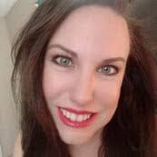 Dana Holloman's Instagram, Twitter & Facebook