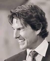 Love this pic! No matter how tired you are today, shine bright and smile  like Tom Cruise!