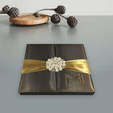 Buy Luxury Pearl Brooch Embellished High End Wedding Invitation Boxes Li Wooden Wedding Invitations Classic Wedding Invitations Vintage Box Wedding Invitations
