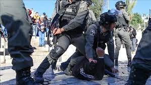Israel detiene a 23 palestinos en redadas en Cisjordania