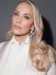 Oh my! What a great evening I had! Thank you to @womeninfilmla for the  Crystal Award ( alongside with my lovely brilliant director  @sianheder.director whom I adore and love )!!!! Huge shout