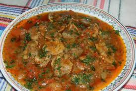 Pipote si inimi 1 kg, cepe mari 3 buc, bulion 100 ml, sare 1 lingurite, piper 1 lingurite, curry 1 lingurite, ulei 5 linguri. Reteta Tocanita De Pipote Si Inimi De Pui La Slow Cooker Crock Pot 3 5 L