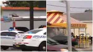 Cada palacio fríe sus propios chicharrones y el de la 57 vende todos los días unas 1,200 libras. Tiroteo Frente Al Palacio De Los Jugos En La Calle Flagler La Policia Acordona El Area