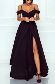 40 Lovely Elegant Evening Gowns Ideas With Classy Look Off Shoulder Evening Gown Black Evening Dresses Black Prom Dresses