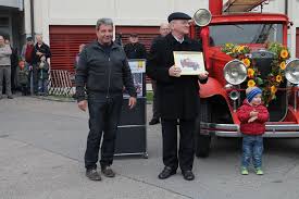 Aus der brennenden scheune konnten rund 75 kühe und kälber sowie ein paar schweine gerettet werden. Oldtimer Treffen Der Oldies Der Feuerwehr Wolhusen Entlebucher Anzeiger
