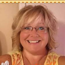 Lori Presnell's Instagram, Twitter & Facebook