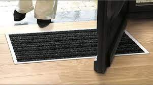 You can achieve almost any look with vinyl floor tiles or vinyl plank flooring. Quick Step Doormat Matwell For Laminate Flooring 434x746 Mm Amazon De Home Kitchen