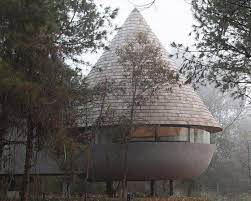 zjjz tops the mushroom guest house with cone shaped roof in china s jiangxi forest in 2021 house in the woods architecture architecture set