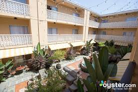 Since 1994, hollywood guest inn have provided its guests comfort and cleanliness at an affordable price. Hollywood Hotel Review What To Really Expect If You Stay