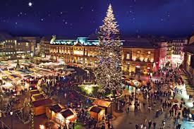 Avec ses 83 exposants et ses nombreuses animations, il attire chaque année des milliers de visiteurs. Noel 3 Destinations A Faire Pendant Les Fetes Cannes Tendances