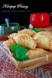 Contact karipap pusing on messenger. 30 Karipap Ideas In 2021 Curry Puff Recipe Recipes Malaysian Food