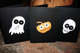 Create spooky halloween greeting cards images. 21 Interesting And Easy Diy Halloween Cards Top Dreamer
