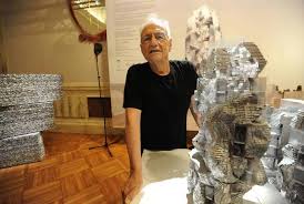 La mécène maja hoffmann ouvre un centre culturel expérimental, à la fois lieu d'exposition, de adrian deweerdt. Frank Gehry S Twisting Aluminium Tower For Luma Arles