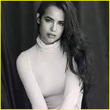 Her newest foray into music is a collaboration with sofia has released several singles already, including her top 40 hit love is the name, ins and outs and back to beautiful. Sofia Carson Gives First Look At Back To Beautiful Video Sofia Carson Video Just Jared Jr