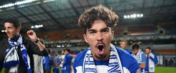 Фк «порту» / fc porto запись закреплена. Bancada Com O Vitinha O Fc Porto Tinha O Segredo Para O Meio Campo