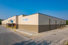 57 injured in crash on the way to niagara falls 12420 S Us Highway 71 Grandview Mo 64030 Former Sam S Club Loopnet Com