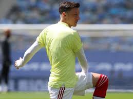 Mesut Ozil Willing To Forgo Some Wages To Leave Arsenal This Month Sports Mole