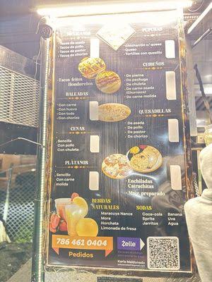 Food truck karlita — Food court food truck in Miami, Florida