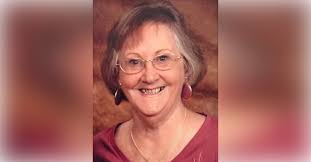 Jacqueline Bollinger's Instagram, Twitter & Facebook