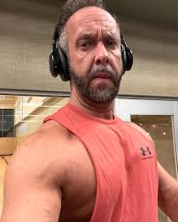 Chris Barsness (@fitnessbusinesslawyer) • Instagram photos and videos