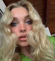 Legs don't have to be the focus of the image, but they have to be fully visible. E L S A Elsa Hosk Elsa Makeup Looks