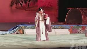 尤聲普，bbs（1932年－），香港粵劇演員。 尤聲普睽違十數載重踏舞台 鬚生擔主角 藝術節演李太白 （ 页面存档备份 ，存于 互联网档案馆 ）. Vx Epu6gmnoc3m