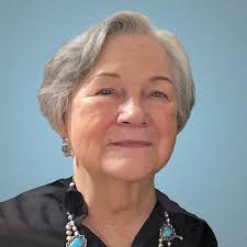 On Family, Friends, and Coming Home: A Cookbook Memoir: Moller, Barbara  Brock, Von Radics, Elizabeth: 9780578385853: Amazon.com: Books