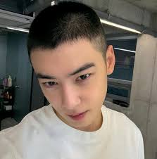 BTS (방탄소년단)