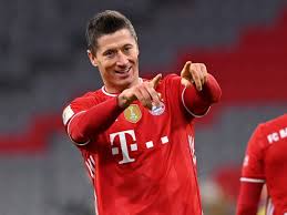See all of robert lewandowski's fifa ultimate team cards throughout the years. Poland Forward Robert Lewandowski Receives Honour From President Football News Times Of India