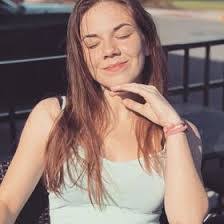 Brittany Diggs's Instagram, Twitter & Facebook