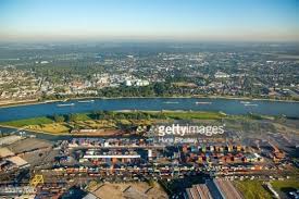 Elizabethmillerposts Duisburg Landschaft Rheine