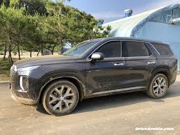 Kami dari mobilmo, jujur harus angkat topi karena keberhasilan perusahaan asal asia ini. First Drive 2020 Hyundai Palisade In South Korea Drive Arabia