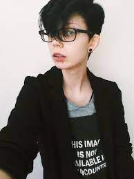 Coolest Humans Short Dyed Hair Lesbian Hair Short Hair Styles