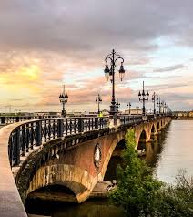 We would like to show you a description here but the site won't allow us. Language School Bordeaux Learn A Language Berlitz