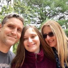 Anyone can tell me a good and trusted veterinarian?