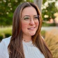 Renee Girard's Instagram, Twitter & Facebook