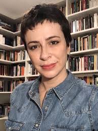 Caroline Bauer's Instagram, Twitter & Facebook