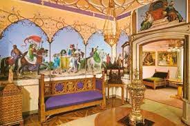 However, it's not as easy as just walking up to the castle and joining a tour. Another Foyer At Hohenschwangau Castle In Germany Germany Castles Castles Interior Castle