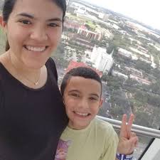 Kisha E Reyes (@kisreyes23)