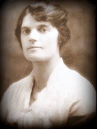 2.14 Evelyn Winifred Armstrong Orchard Ross (1893–1955)