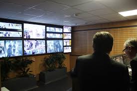 Accident mortel sur aimpliquant deux poids lourds. Lyon Interpelle Apres Avoir Fait Fuite La Video De L Accident Mortel De La Rue De La Re