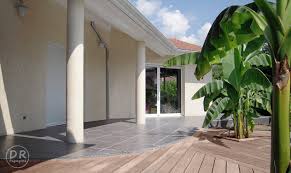 Maybe you would like to learn more about one of these? Terrasse Bois Carrelage Frise Cailloux David Robert Paysagiste