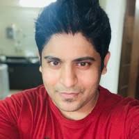 100+ perfiles de «Vikrant»