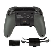 In this video isaac walks us through how to fix the problem with the nintendo wired pro controller not connecting to the usb port. Fusion Pro Wireless Controller For Nintendo Switch White Black Powera