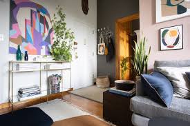 A Creative Spirit Fills Her Home With Plants And Art Home Decor Decor Living Room Designs