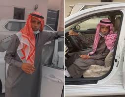 انا اسمي عماد وساحكي لكم بالتفصيل كيف نكت ماما بعدما شفتها تنتاك من جارنا. Ù…Ù† Ù‡Ùˆ Ø§Ù„Ø´Ø§Ø¹Ø± Ø¹Ø¨Ø¯ Ø§Ù„Ù„Ù‡ Ø§Ù„ÙÙ‚ÙŠØ±ÙŠ ÙˆÙŠÙƒÙŠØ¨ÙŠØ¯ÙŠØ§ ØªØ±ÙŠÙ†Ø¯